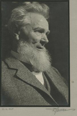 Porträtfoto Michael Blümelhubers (23.09.1935)